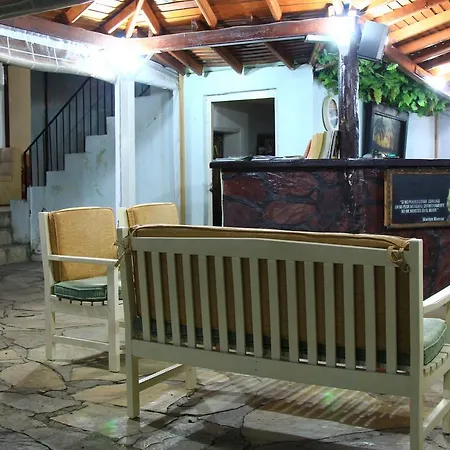 Sirin Bed & Breakfast 2*